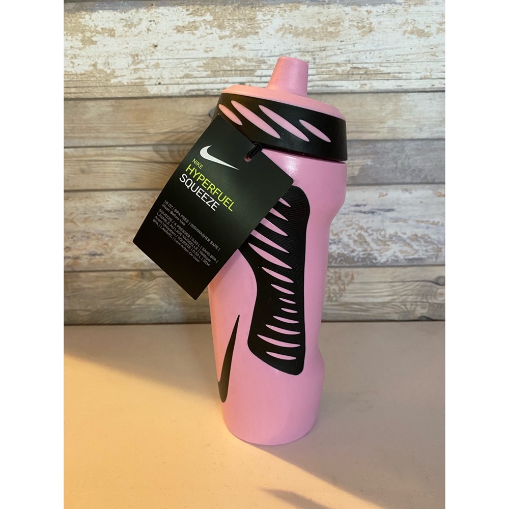 New with tage！Nike Hyperfuel 18-oz. Water bottle